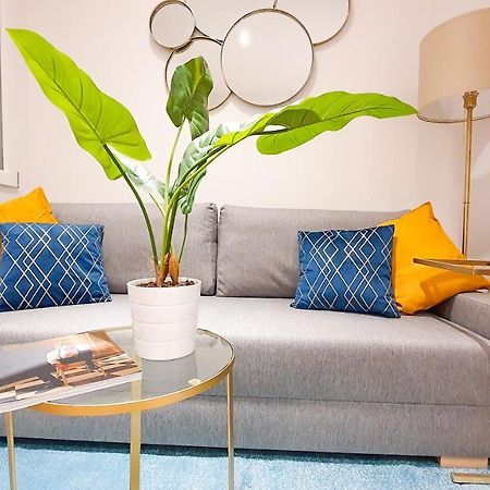 マドリードLindo Apartamento En Zona Centro, Cerca De Todoアパートメント エクステリア 写真