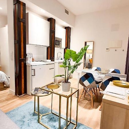 マドリードLindo Apartamento En Zona Centro, Cerca De Todoアパートメント エクステリア 写真