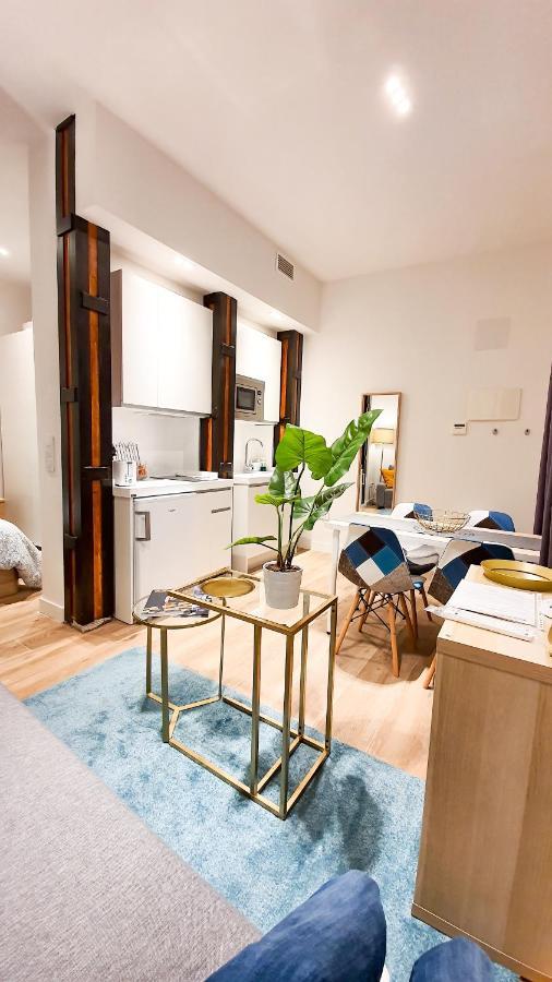 マドリードLindo Apartamento En Zona Centro, Cerca De Todoアパートメント エクステリア 写真