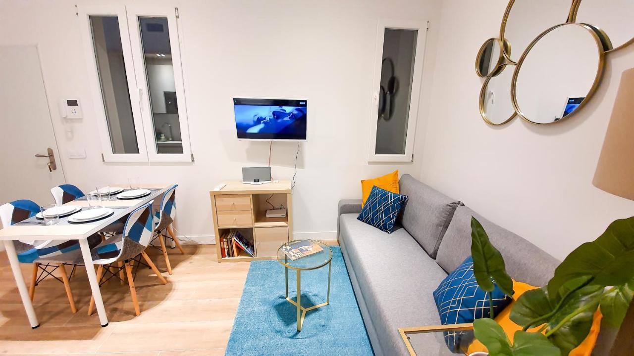 マドリードLindo Apartamento En Zona Centro, Cerca De Todoアパートメント エクステリア 写真
