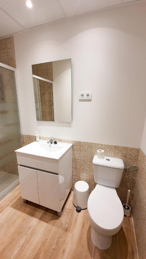 マドリードLindo Apartamento En Zona Centro, Cerca De Todoアパートメント エクステリア 写真