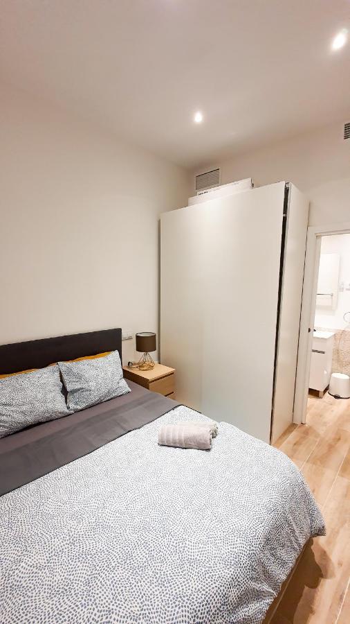 マドリードLindo Apartamento En Zona Centro, Cerca De Todoアパートメント エクステリア 写真